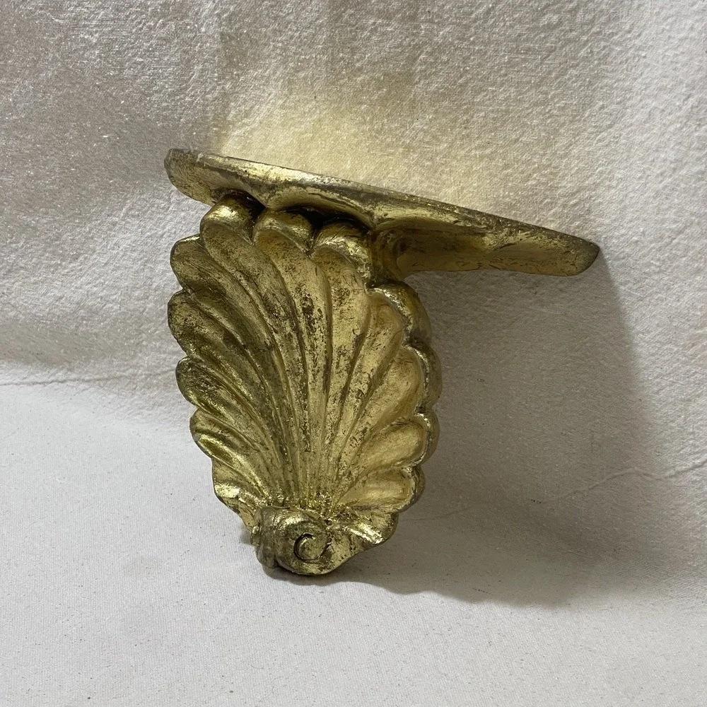 Vintage Distressed Gilded Gold Ornate Distressed Shell‎ Wall Shelf Sconce Decor